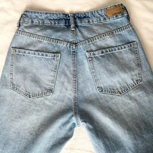 Mom Jeans - Picture 4 of 6